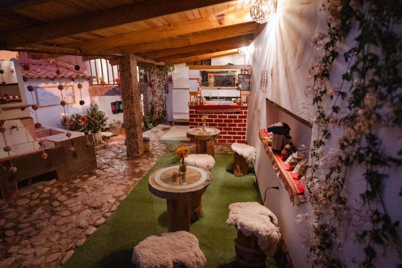 Mama Green Ecolodge & Permaculture Farm อูรูบัมบา ภายนอก รูปภาพ